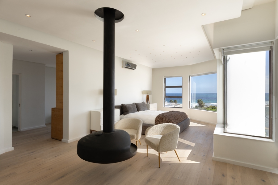 4 Bedroom Property for Sale in Camps Bay Western Cape
